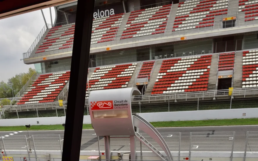 Circuit de Barcelona-Catalunya grandstand and pit straight
